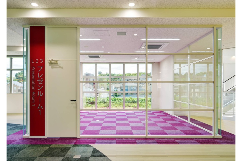 2Fプレゼンルーム1の画像